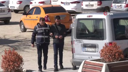 Abdest alan şahsın 4 bin 400 TL'sini çalan şüpheli yakalandı