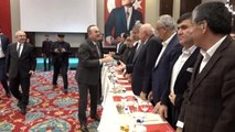 Çavuşoğlu, STK temsilcileri ile bir araya geldi