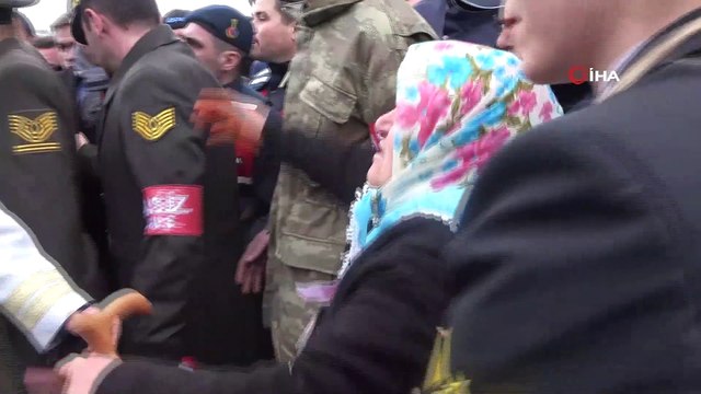 İdlib Şehidi Uzman Onbaşı Şükrü Elibol Gözyaşlarıyla Son Yolculuğuna Uğurlandı