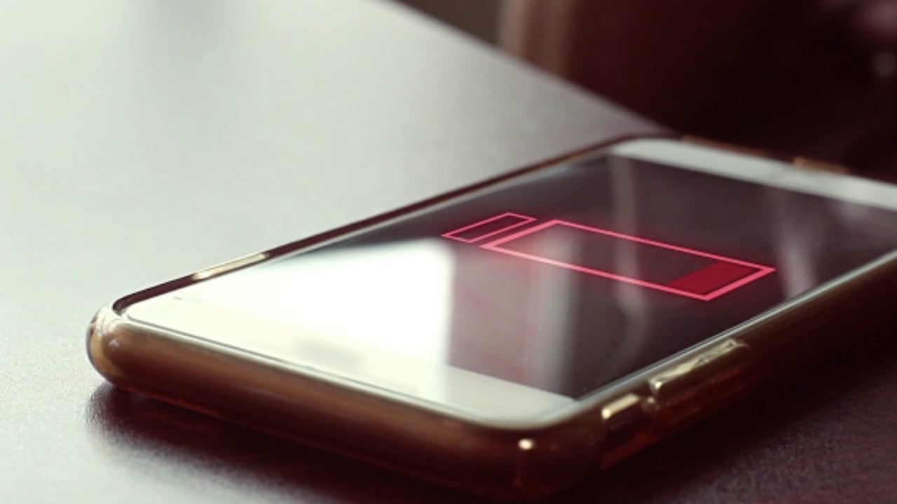 Mit diesen 7 Tipps lädt dein Handy schneller!