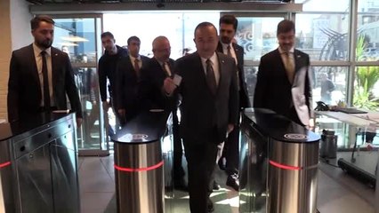 Dışişleri Bakanı Çavuşoğlu, gençlerle buluştu (2)