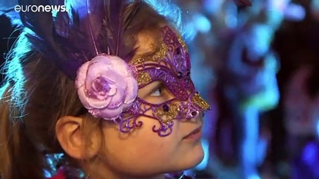 Γαλλία: Σε εξέλιξη το Καρναβάλι της Νίκαιας παρά την απειλή του νέου κορωνοϊού