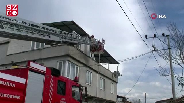 Bursa'da lodos evin duvarlarını yıktı!