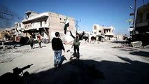 Rebeldes contra-atacam na Síria, mas regime avança