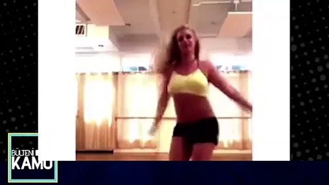 Ünlü Şarkıcının Dans Ederken Ayağı Kırıldı! Videoda Kırık Sesi Duyuluyor...