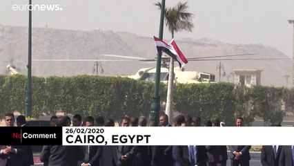 Eltemették Hoszni Mubarak volt egyiptomi elnököt