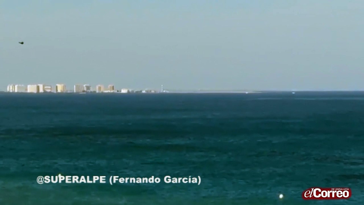 Cae al mar un avión de la Academia General del Aire cerca de La Manga