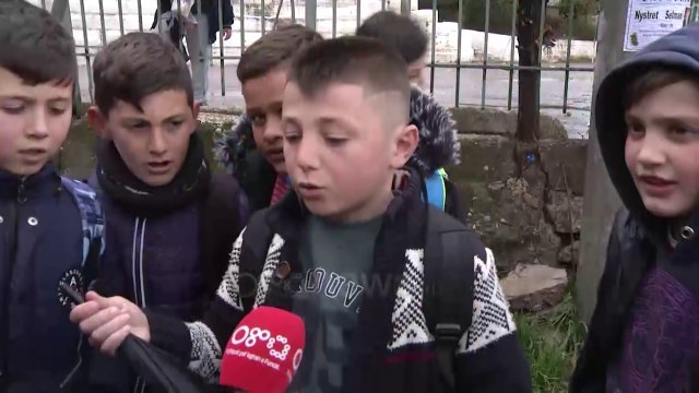 Ora News - Shkollat në Tiranë pa masa për koronavirusin, nxënësit ankohen për higjienën