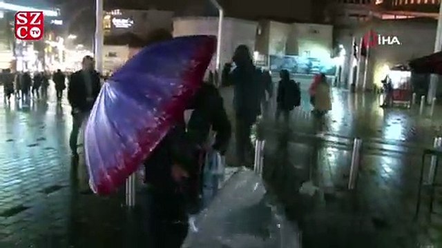 İstanbul’da gök gürültülü sağanak yağmur etkili oluyor