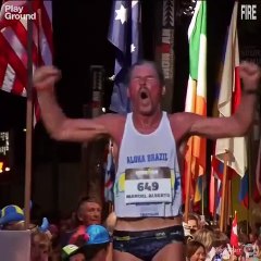 Campesino colombiano adelanta a triatletas