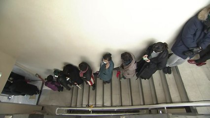 우체국 마스크 판매 곧 시작..."번호표 이미 마감" / YTN