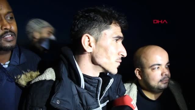 Avrupa'ya gitmek isteyen mülteciler dikili sahiline geldi