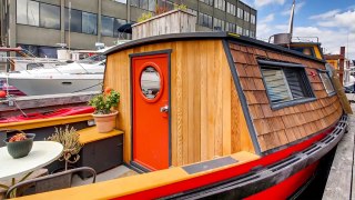 10 Incredible Houseboats and Floating Homes   Living the Water Life in 2020