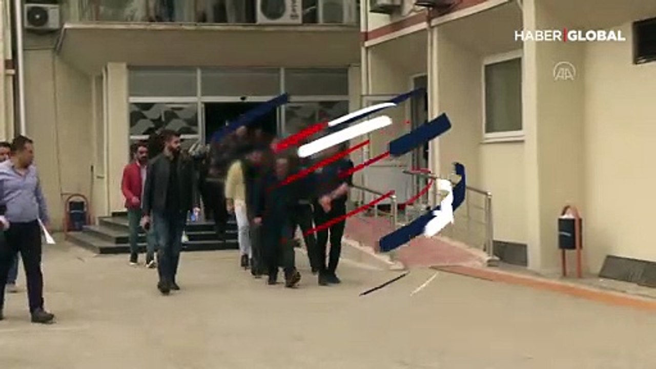 16'sı kadın 3'ü erkek... Reklam vererek 408 kişiyi dolandırdılar!