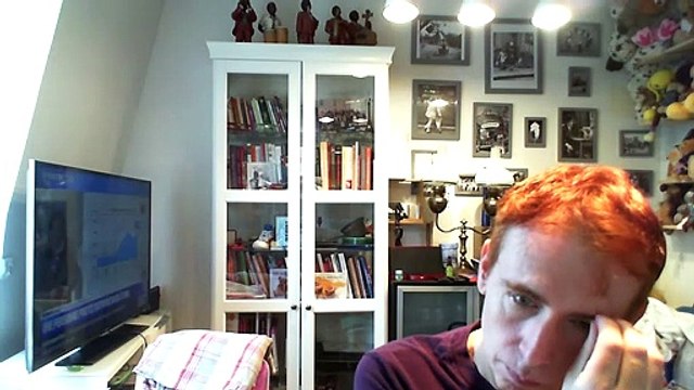 Wiwi égratigne à l'ouverture des miroirs de Bertrand Betsch