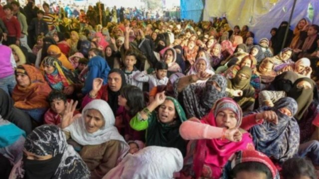 Shaheen Bagh protesters open road from Jamia to Noida, Faridabad