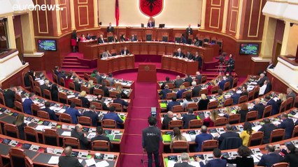 El presidente de Albania promueve una manifestación ciudadana contra el Gobierno de Edi Rama