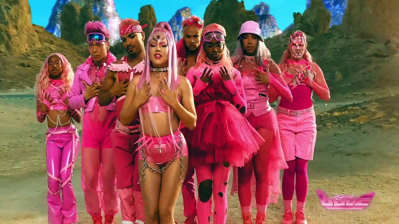 Lady Gaga sort son nouveau clip de son dernier single Stupid Love