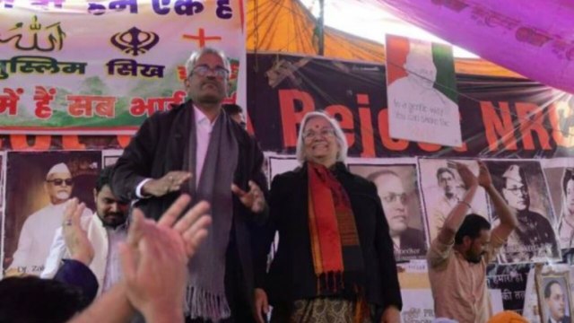 SC-appointed mediators reach Shaheen Bagh to hold third round of talks