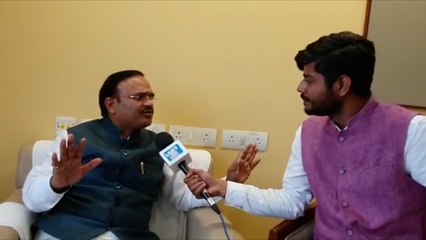 Javed Akhtar has lost his mind: Jain