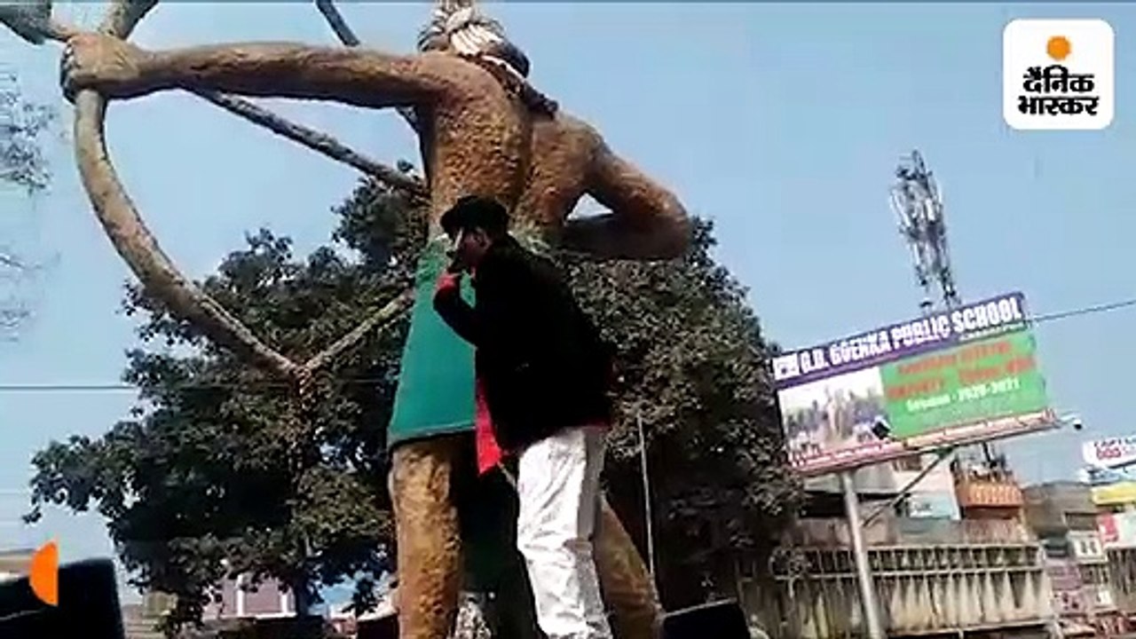 कनपटी पर कट्टा तान सिरफिरे ने कहा-गोली मार लेंगे