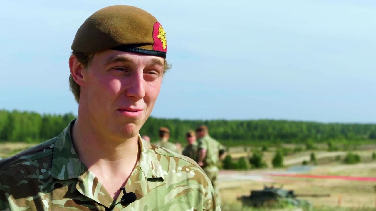 Tank vs Tank UK Challenger 2 and French Leclerc go Head to Head