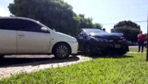 Carros se envolvem em colisão no Pacaembu