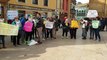 Concentración de usuarios de polideportivos contra el Gobierno local de Oviedo