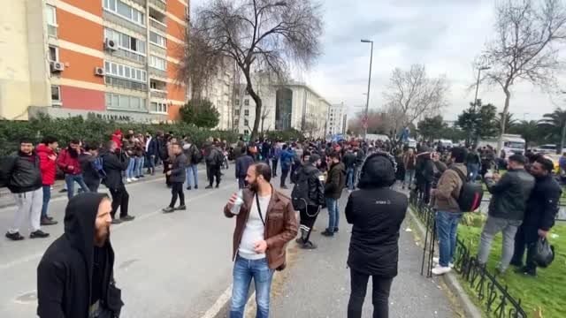 Düzensiz göçmenler, Vatan Caddesi'nden sınıra doğru hareket etti (3)