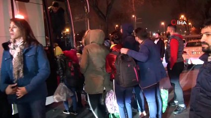 İstanbul’daki mültecilerin Avrupa hareketliliği akşamda devam etti
