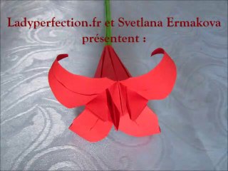 Origami facile :  Fleur de lys