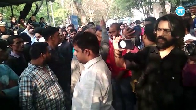 शवों का पोस्टमार्टम न होने से टूटा पीड़ित परिवारों के सब्र का बांध
