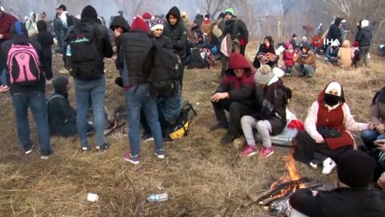 Yunanistan'dan sınıra dayanan mültecilere gazlı müdahale sürüyor