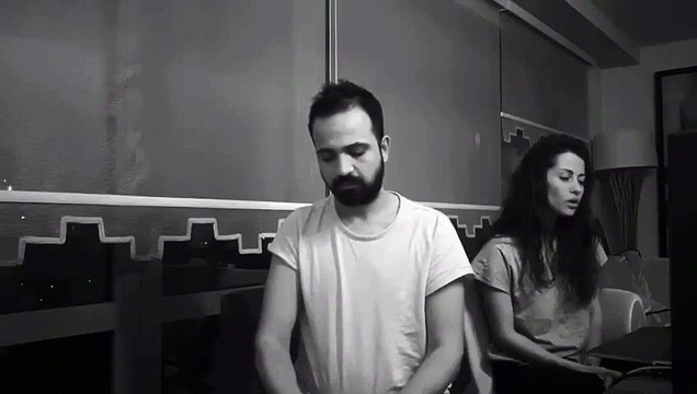 Derya Uluğ ile Asil Gök’ten Mehmetçik İçin Duygulandıran Hareket