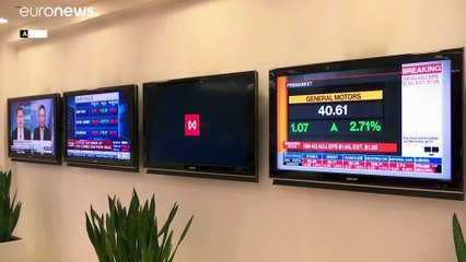 Коронавирус давит на российские биржи