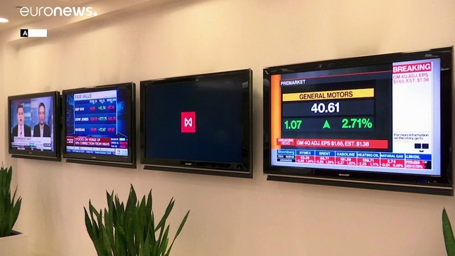 Коронавирус давит на российские биржи