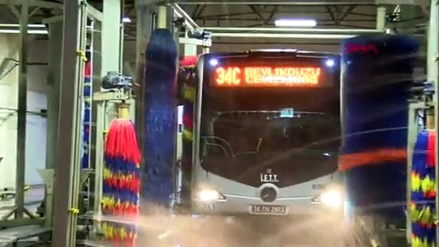 Metrobüs ve duraklarda koronavirüs önlemi