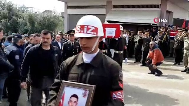İdlib şehidi Uzman Çavuş Batuhan Tank son yolculuğuna uğurlanıyor