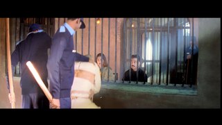 Aalavandhan jail scene