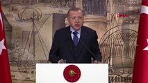 Erdoğan'ın gülerek konuşması sosyal medyanın gündeminde