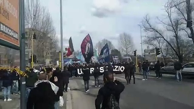 Parte il corteo degli Ultras Lazio pt.2