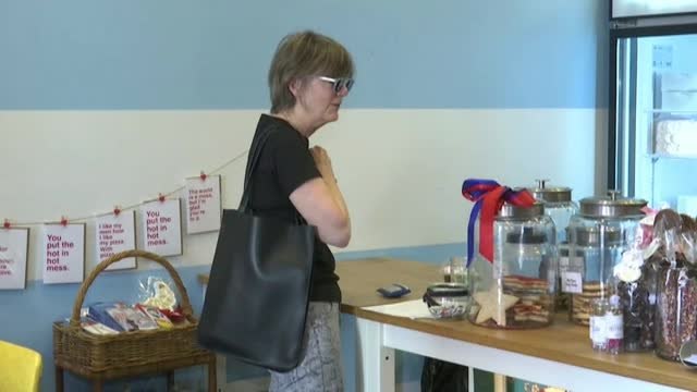 Las primarias demócratas llegan a las pastelerías de California en forma de 'cupcakes'