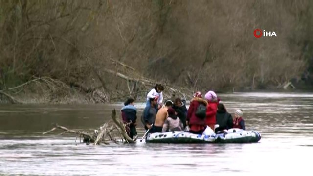 Yunan askerleri sınırı geçen mültecilere ateş açtı