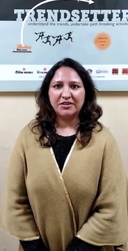 विशाल मेगामार्ट के शोरूम में शॉर्ट सर्किट से लगी आग, मौके पर पहुंची फायर ब्रिगेड की टीम, आग बुझाने की कोशिश जारी