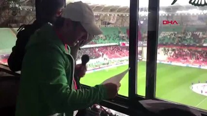 Konya sunucu, şehitlerin isimlerini okurken gözyaşlarına hakim olamadı