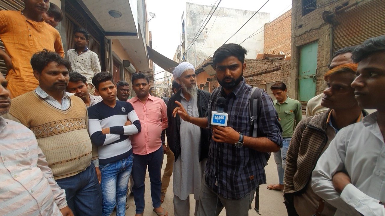 Muslims find refuge in Mustafabad after riots