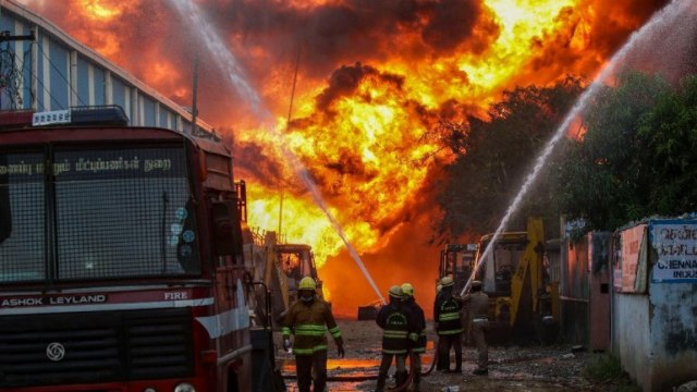 Fire breaks out at oil warehouse in Chennai's Madhavaram area