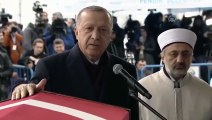 Cumhurbaşkanı Erdoğan, İdlib şehidimiz Uzman Çavuş Emre Baysal’ın cenaze töreninde konuşuyor...