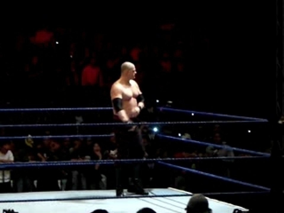 Entrada Rey Mysterio y Undertaker WWE ECUADOR