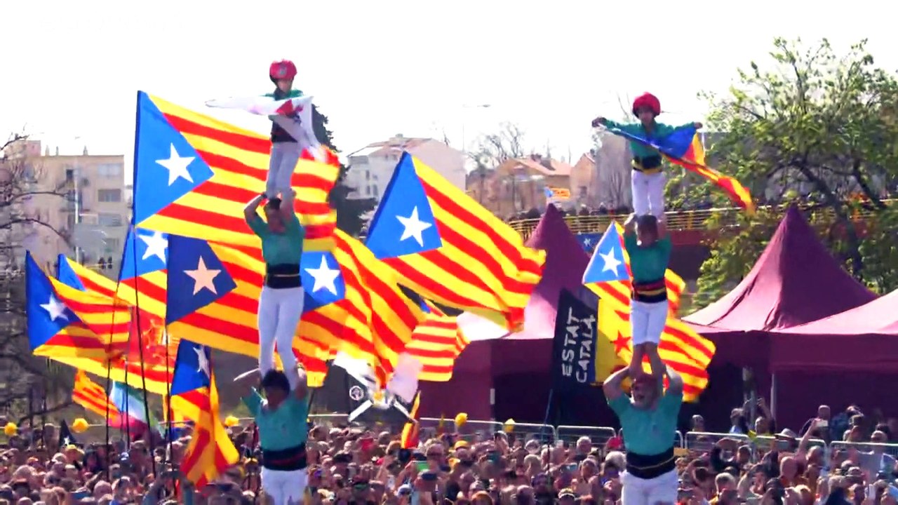 Exiled Catalan separatist leader holds rally in France